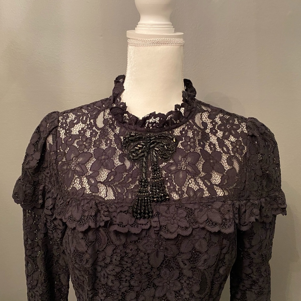 Teri Jon size 8 Black lace dress
